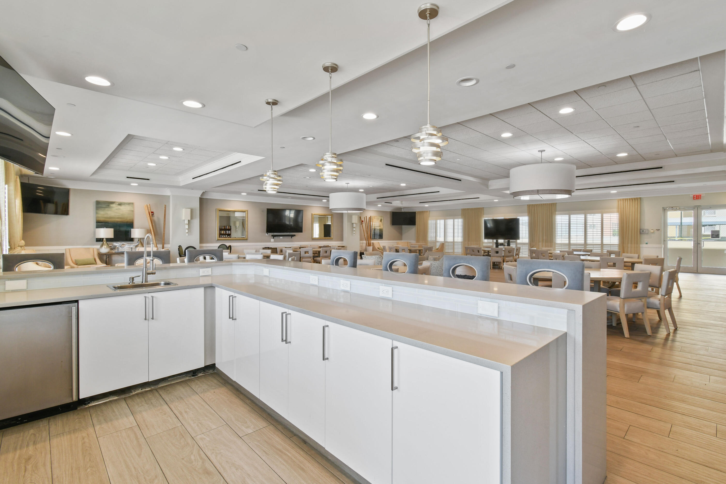 MARINA GRANDE RIVIERA BEACH CONDO - Residential