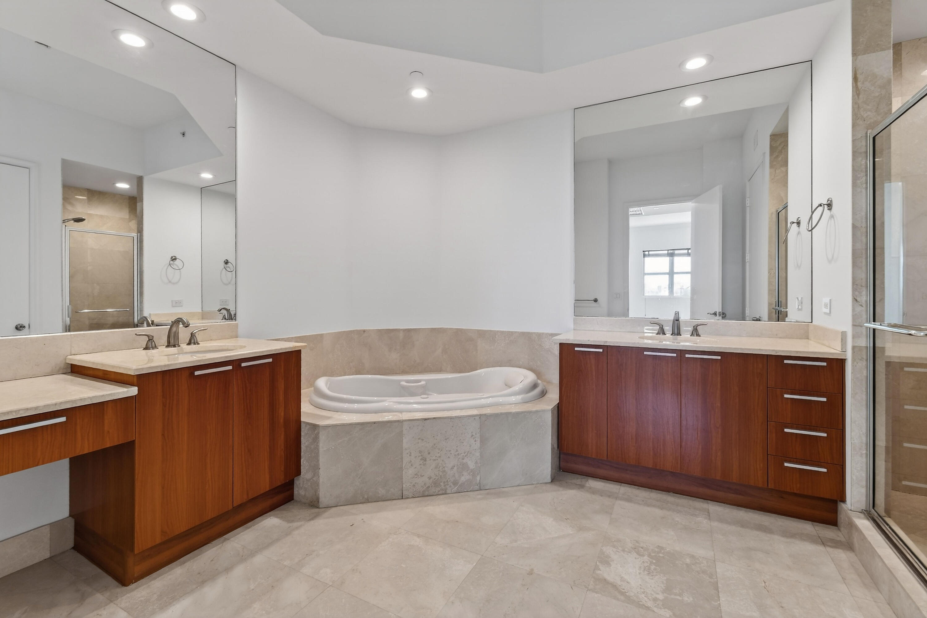 MARINA GRANDE RIVIERA BEACH CONDO - Residential