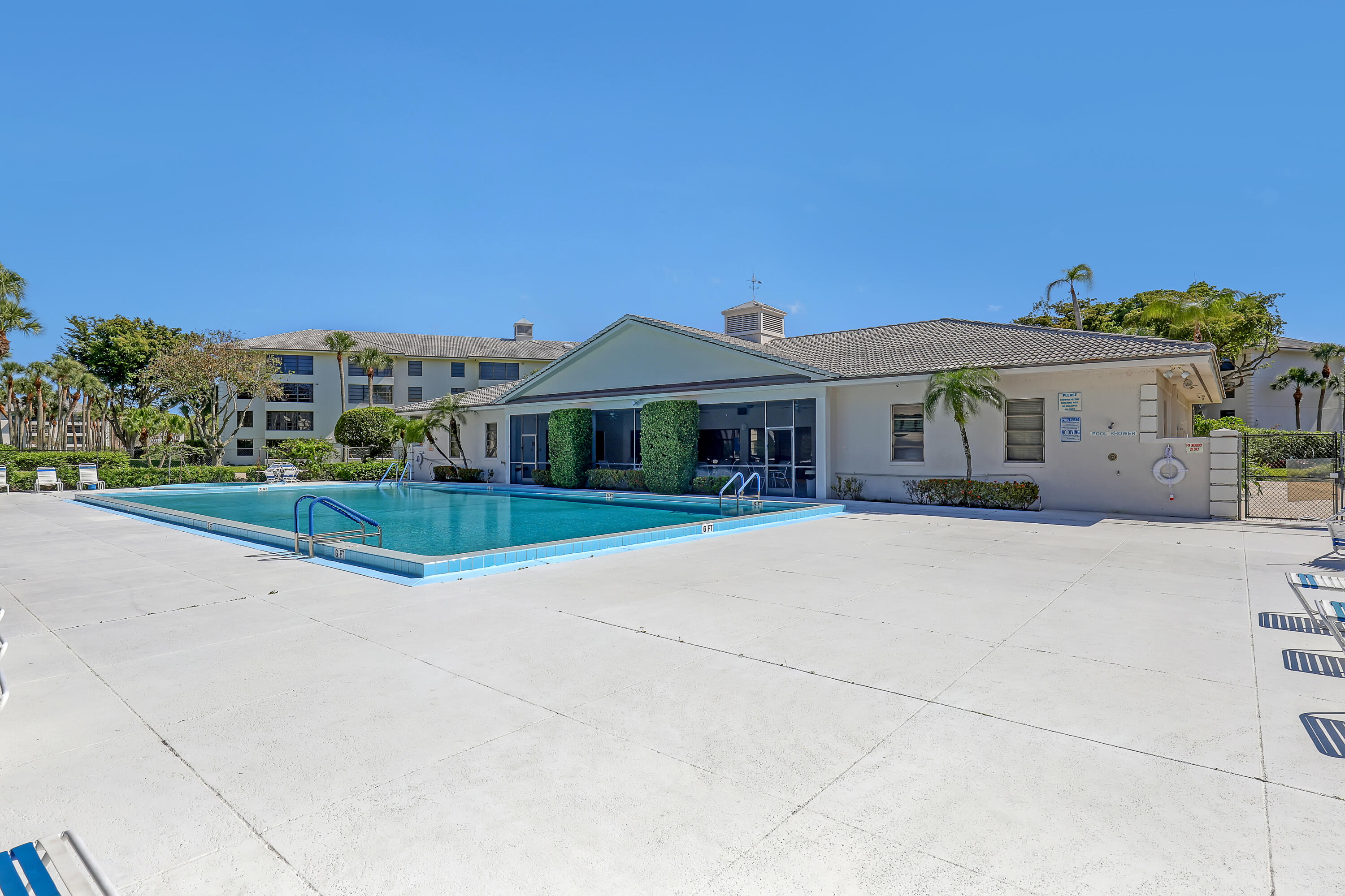 WHITEHALL CONDO OF THE LANDS OF THE PRESIDENT - Residential