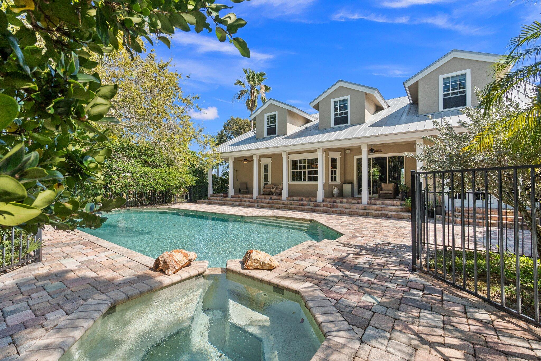 SOUTH PORT ST LUCIE UNIT 8 1ST REPLAT - Residential