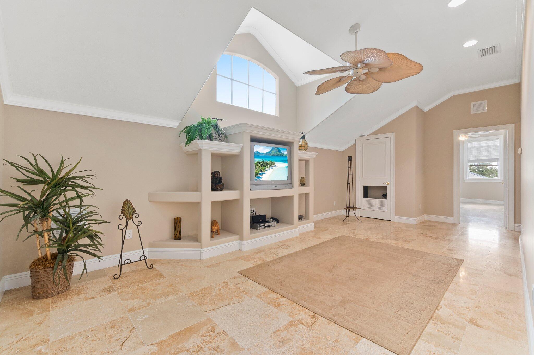 SOUTH PORT ST LUCIE UNIT 8 1ST REPLAT - Residential