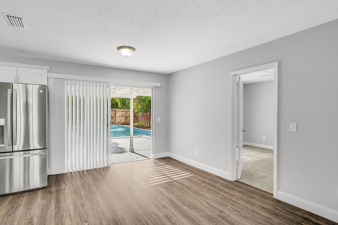 1236 42nd Avenue, Vero Beach, FL, 32960/$399,000 4 1236 42nd Avenue