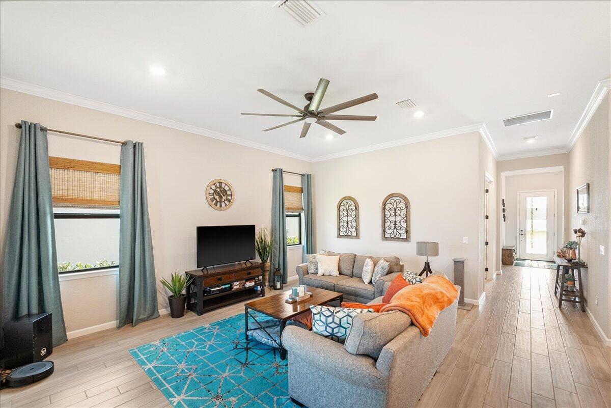 VERANDA GARDENS EAST PHAS - Residential
