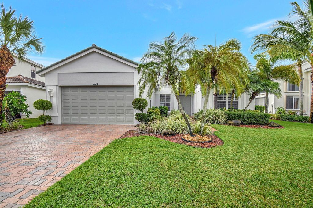 Photo of 4629 Mariners Cove Drive, Wellington, FL 33449 (MLS # R11052214)