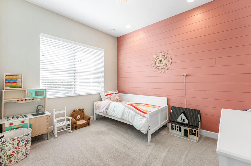 HAMMOCKS OF WESTLAKE - Residential