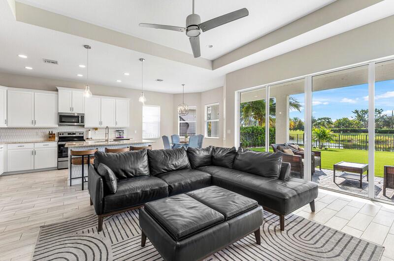 HAMMOCKS OF WESTLAKE - Residential