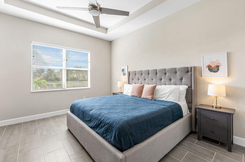 HAMMOCKS OF WESTLAKE - Residential