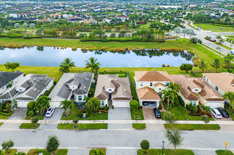 HAMMOCKS OF WESTLAKE - Residential