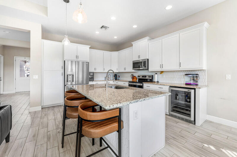 HAMMOCKS OF WESTLAKE - Residential