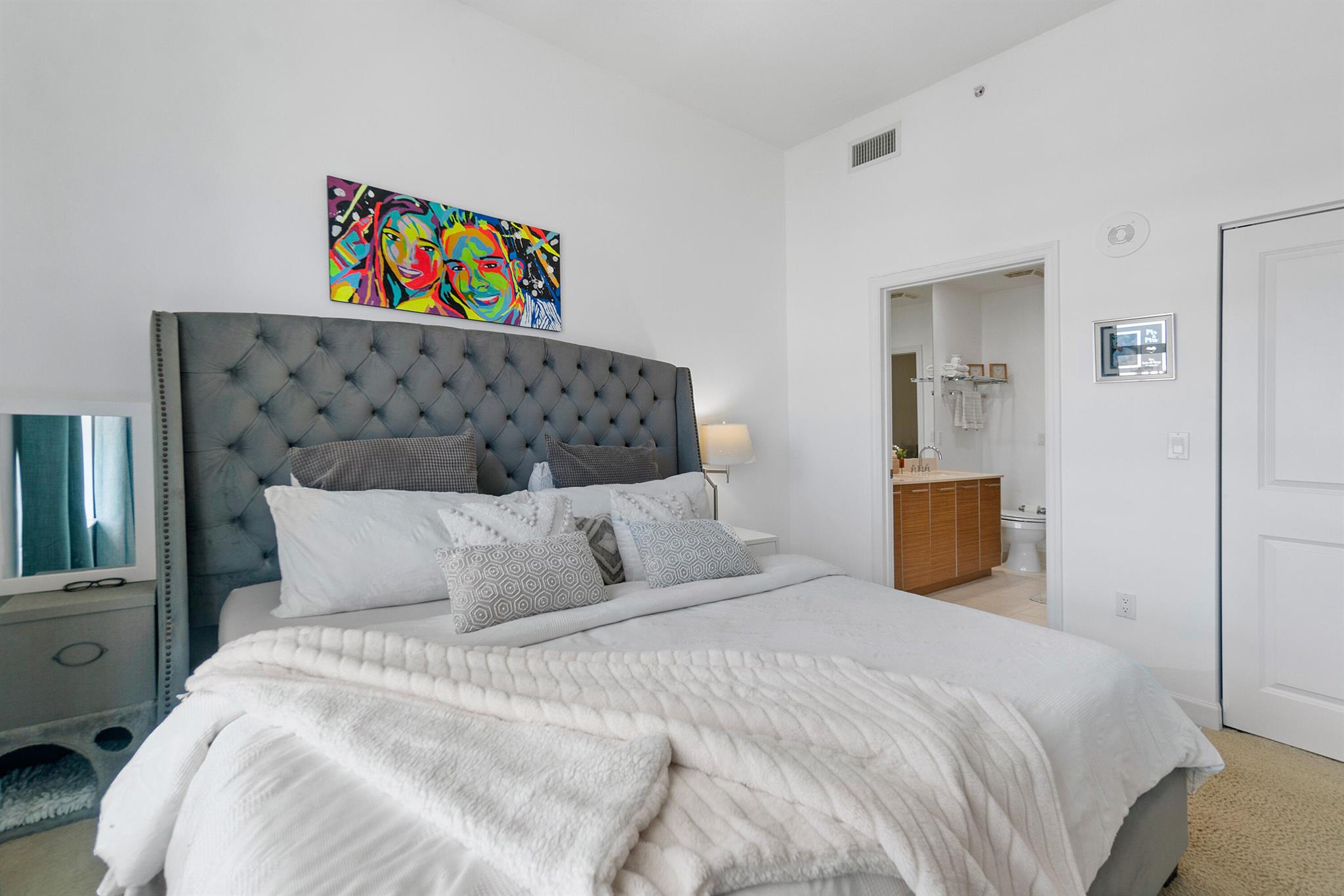 CITY PALMS CONDO - Residential