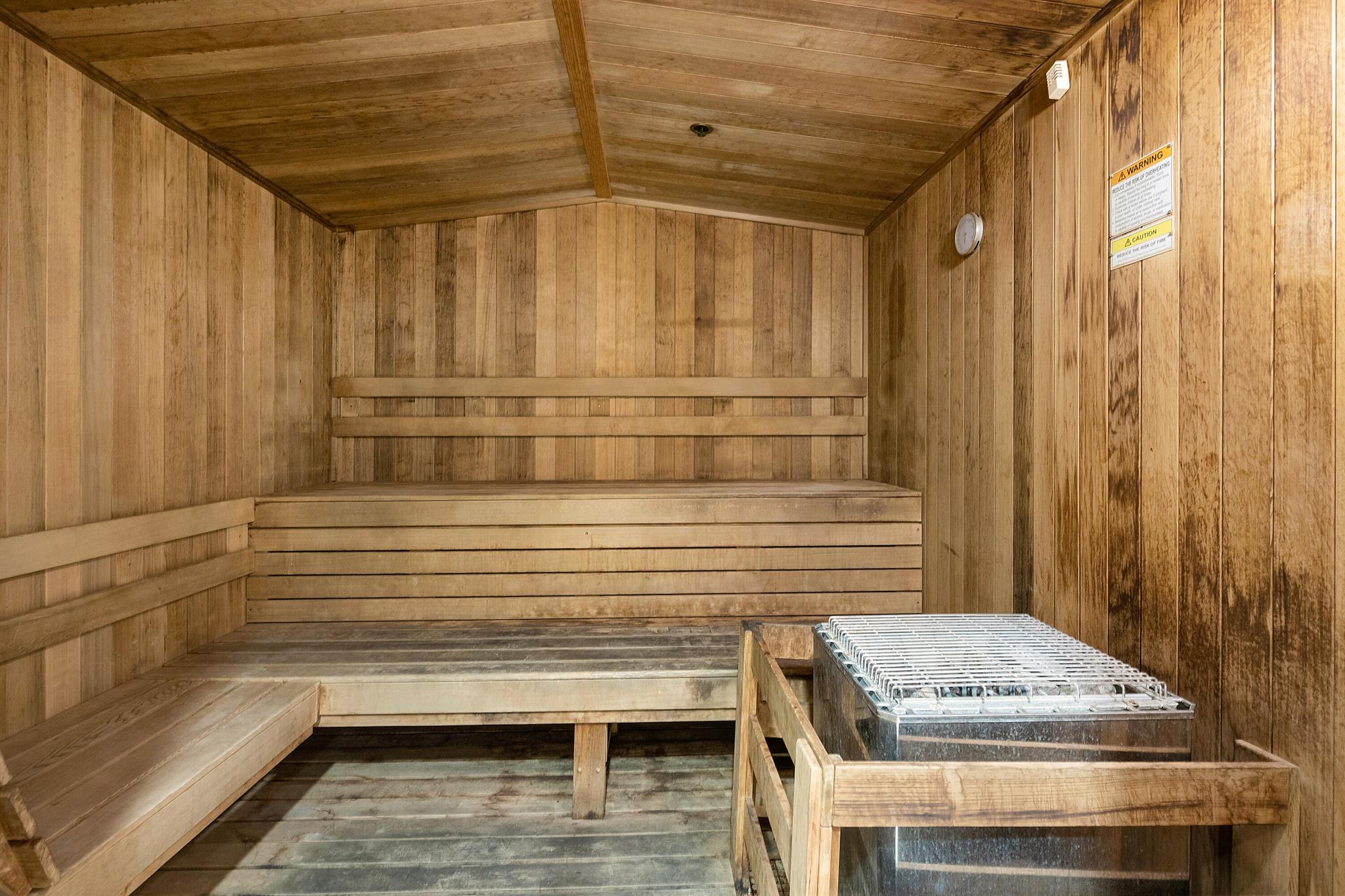 CITY PALMS CONDO - Residential