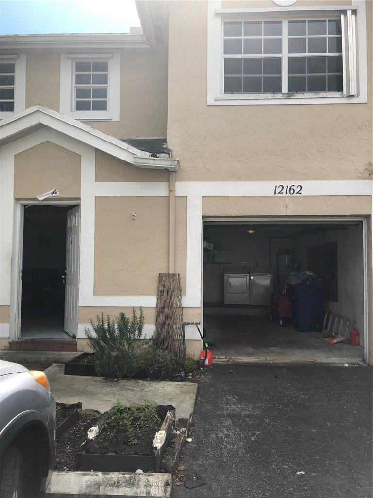 Flamingo Gardens Ph Five - Residential Lease