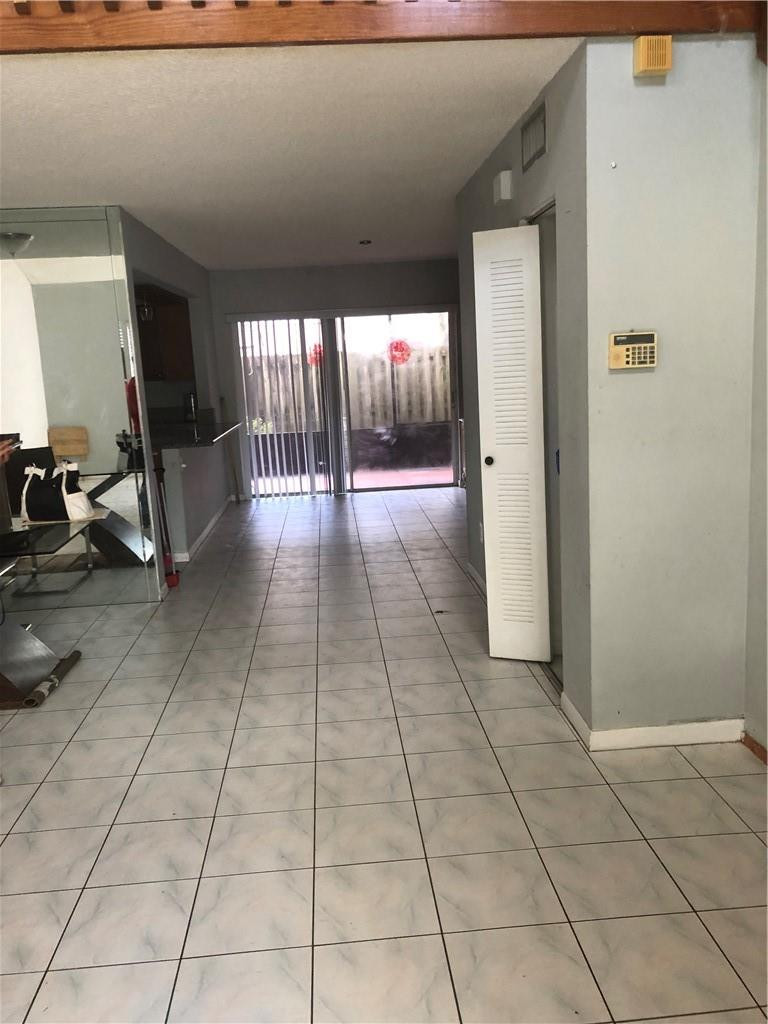 Flamingo Gardens Ph Five - Residential Lease