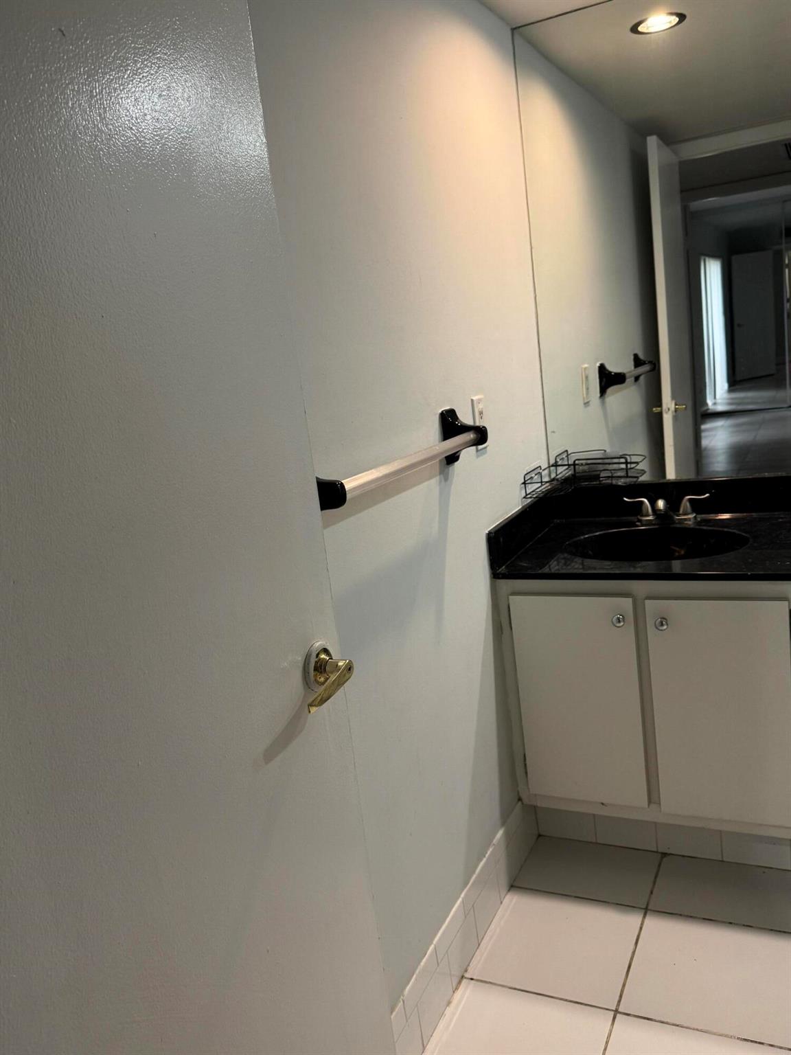 Lakewood Of Palm Springs - Residential Lease