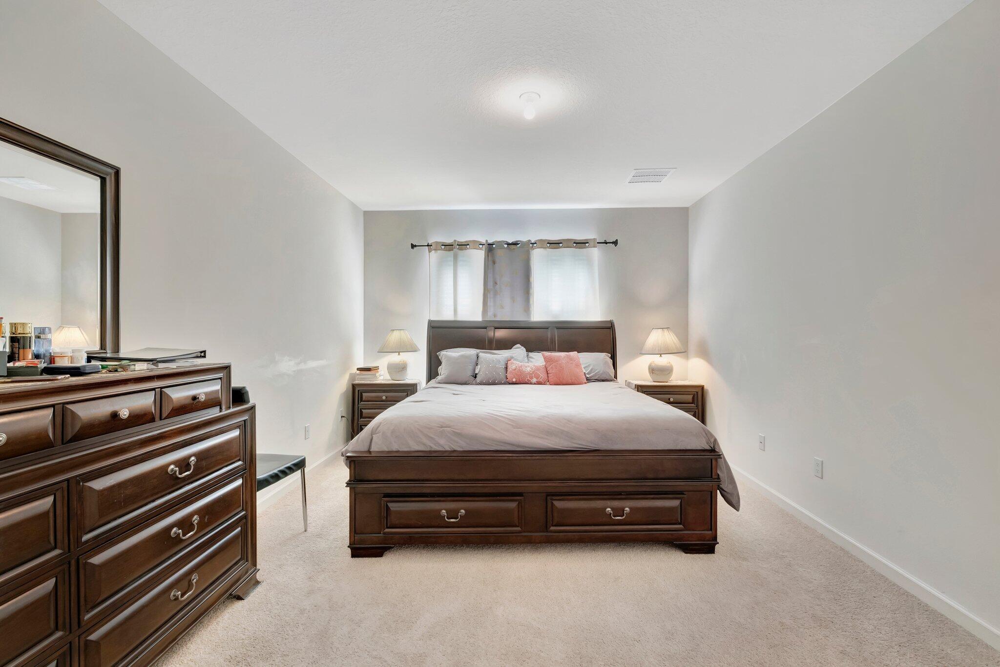 PORT ST LUCIE SECTION 33 - Residential