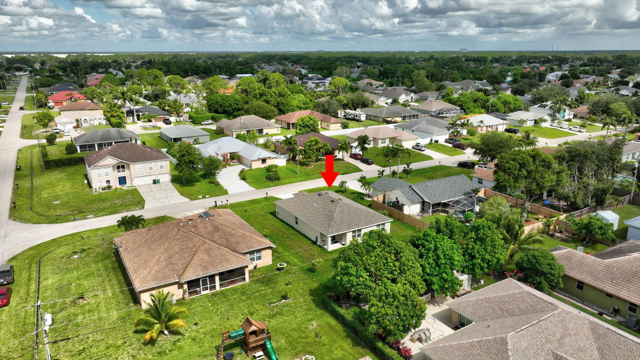 PORT ST LUCIE SECTION 33 - Residential