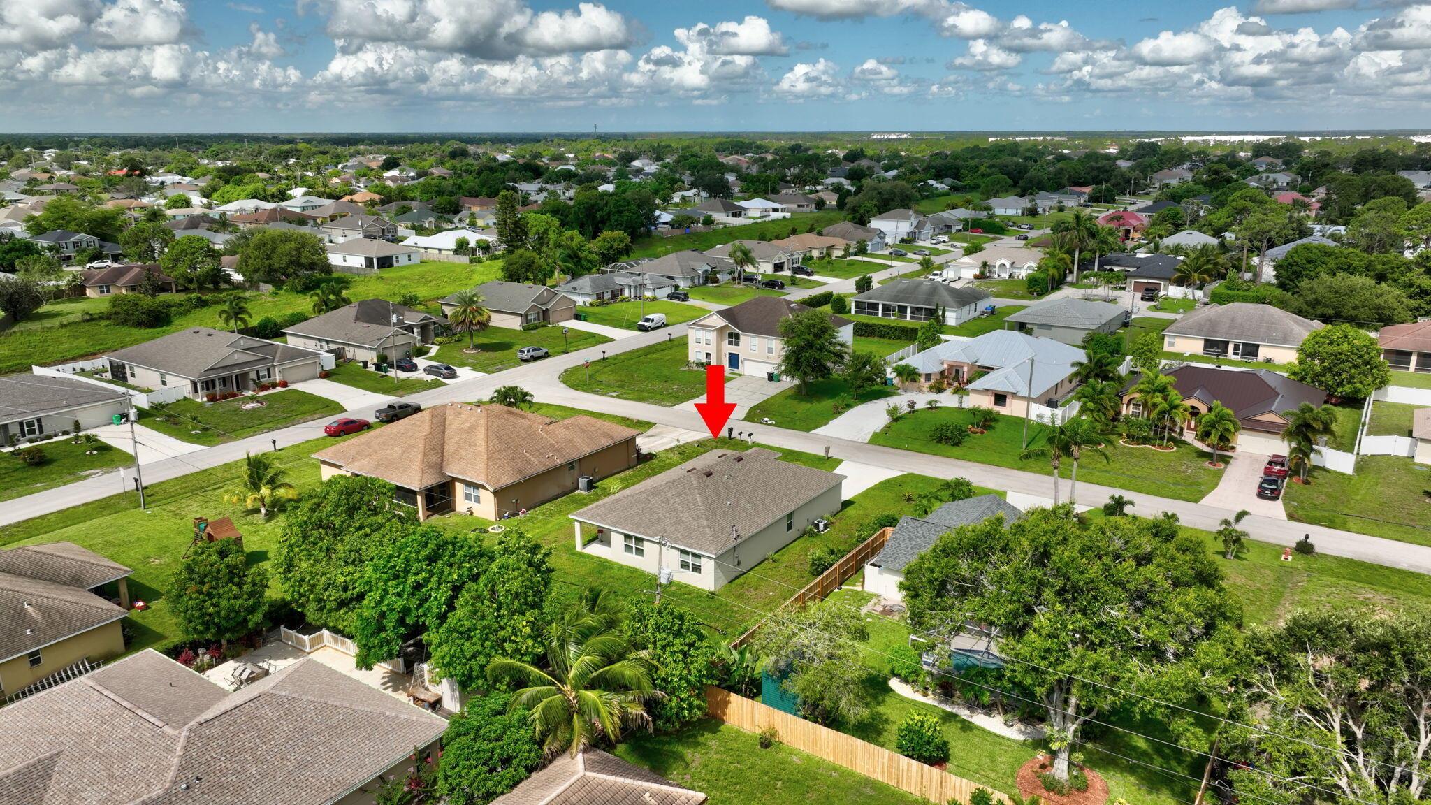 PORT ST LUCIE SECTION 33 - Residential