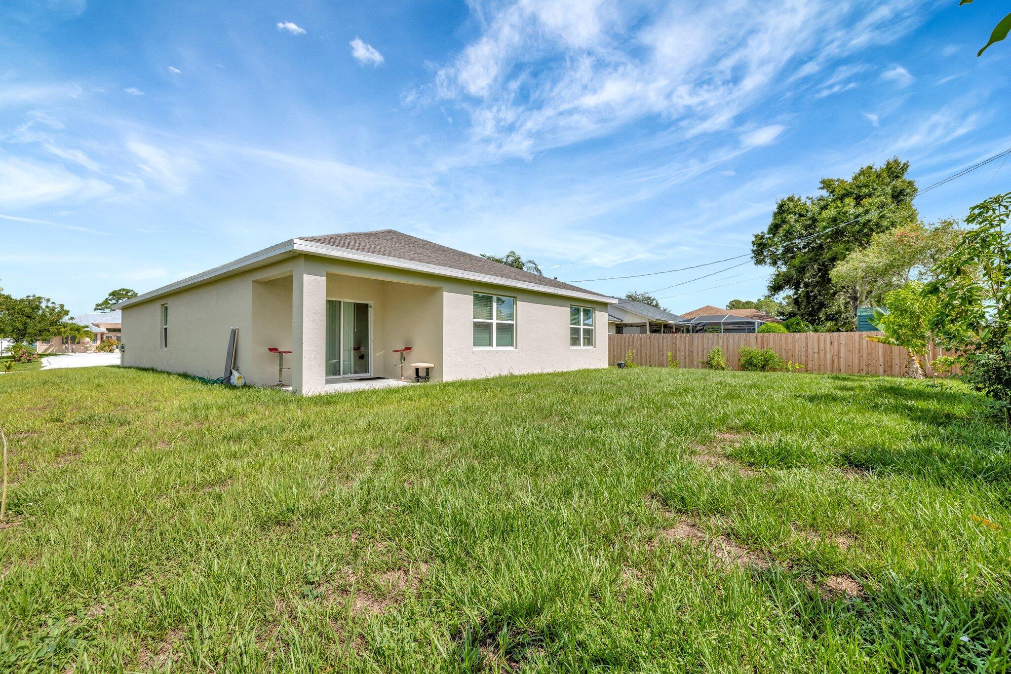 PORT ST LUCIE SECTION 33 - Residential