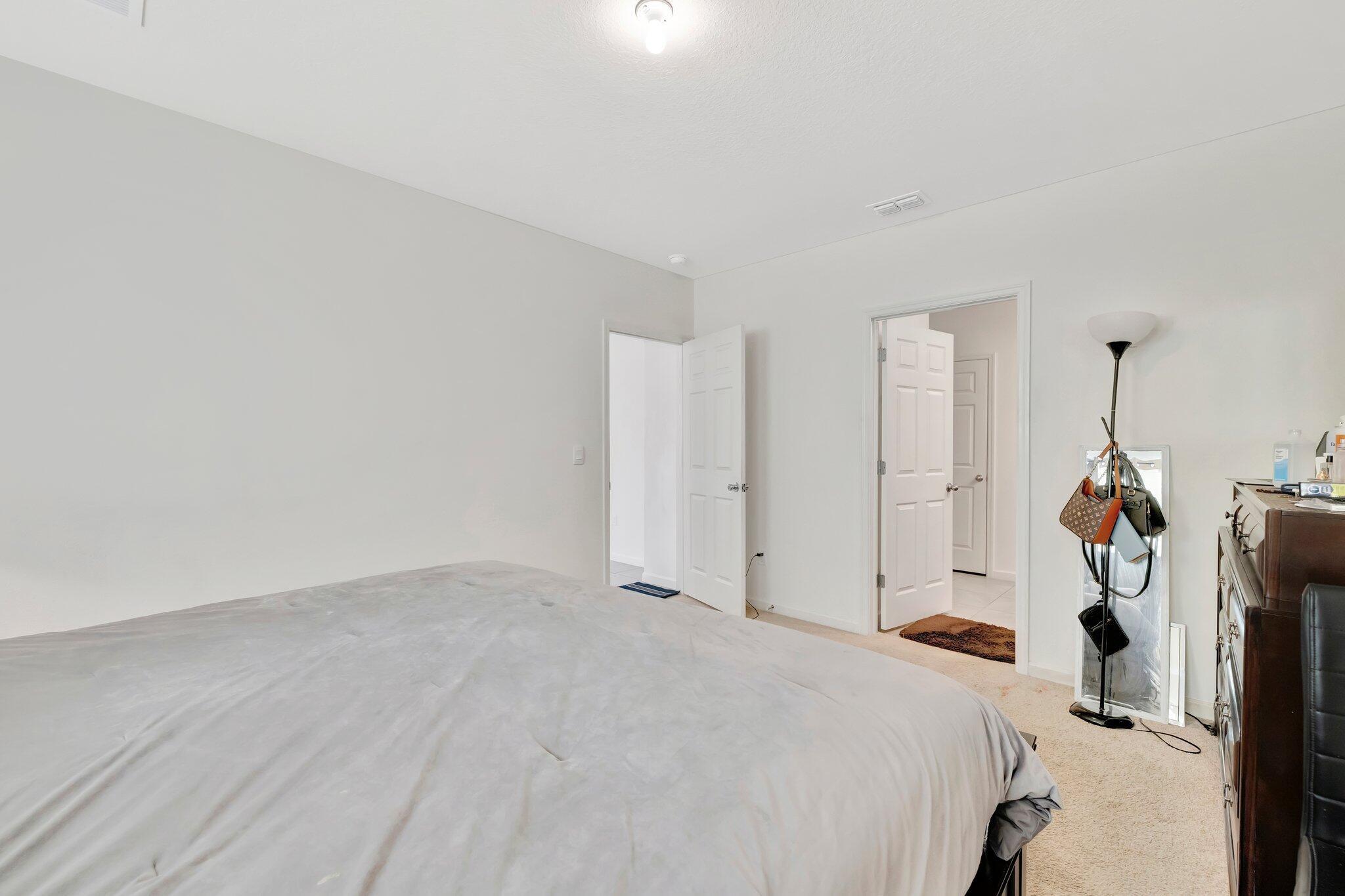 PORT ST LUCIE SECTION 33 - Residential