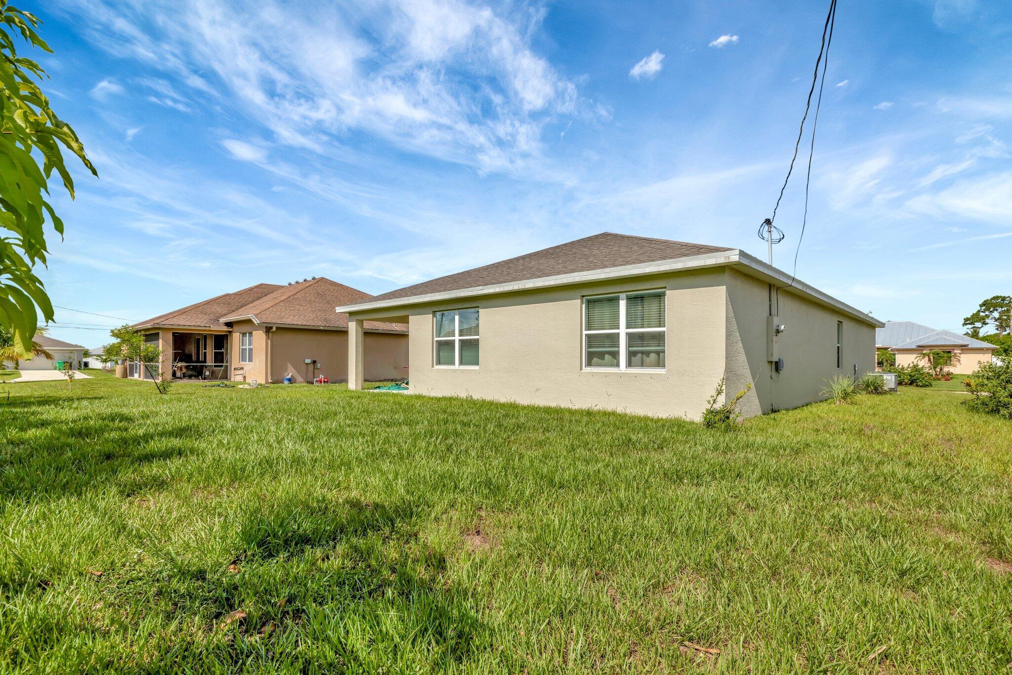 PORT ST LUCIE SECTION 33 - Residential