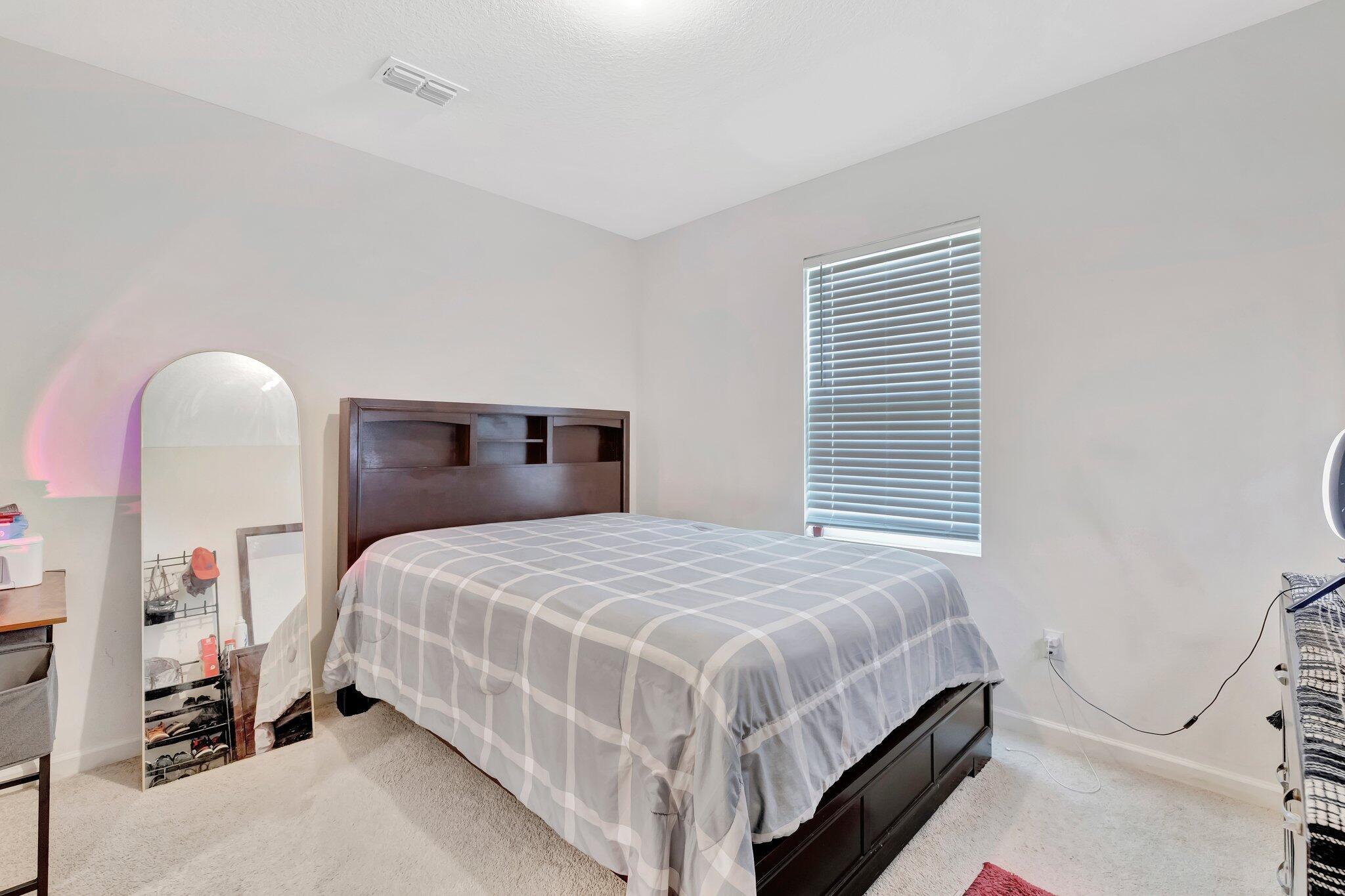 PORT ST LUCIE SECTION 33 - Residential