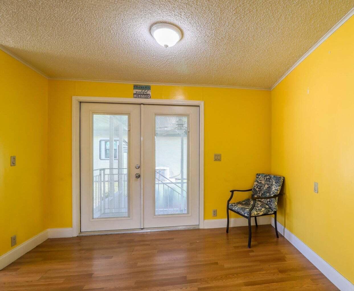 SPANISH LAKES - Residential