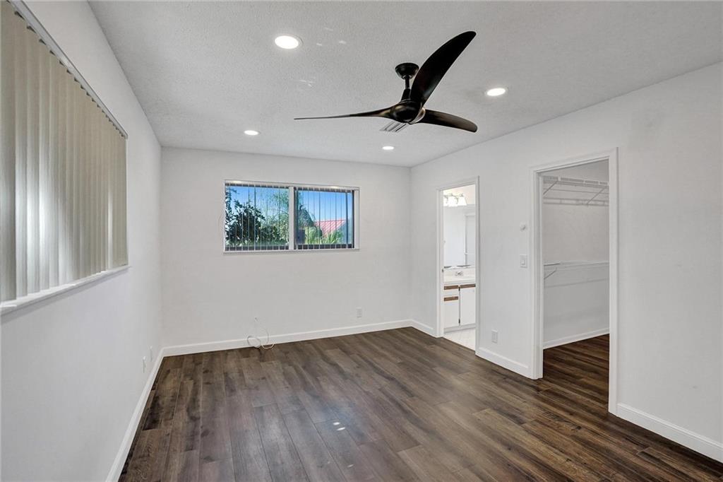 Hidden Oaks Townhouses - Residential