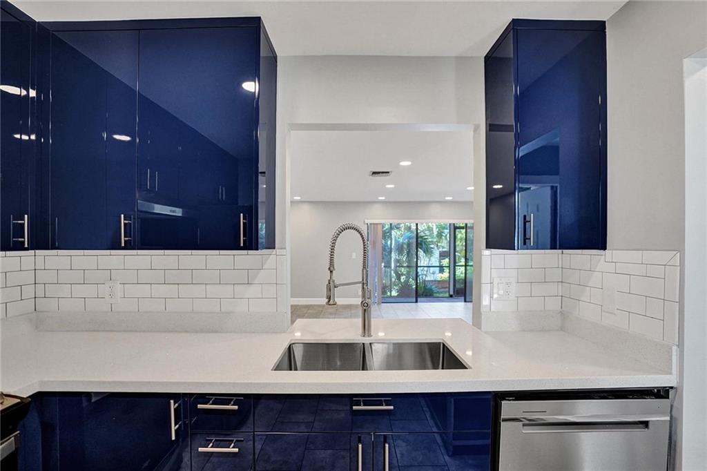 Hidden Oaks Townhouses - Residential