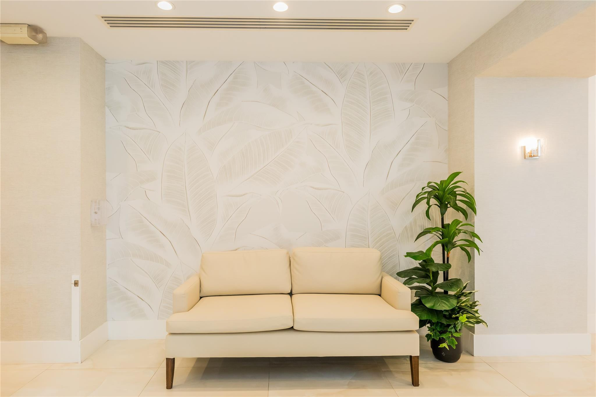 Residences on Hollywood - Residential