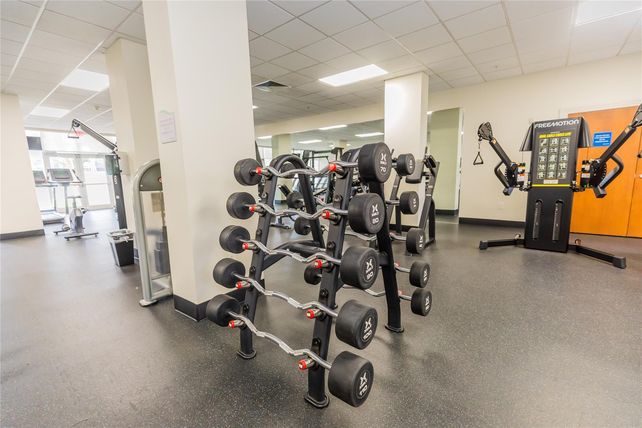 Residences on Hollywood - Residential