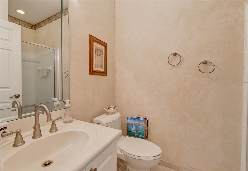 COCO LAKES 155-25 B - Residential