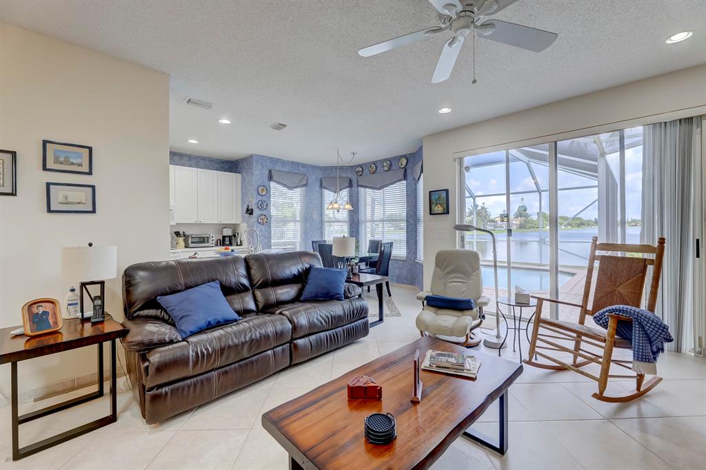 COCO LAKES 155-25 B - Residential