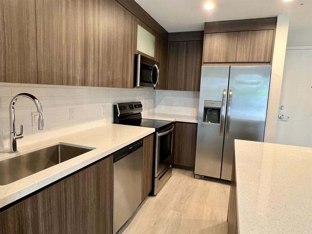 Aesthetic Apts Condo - Residential Lease