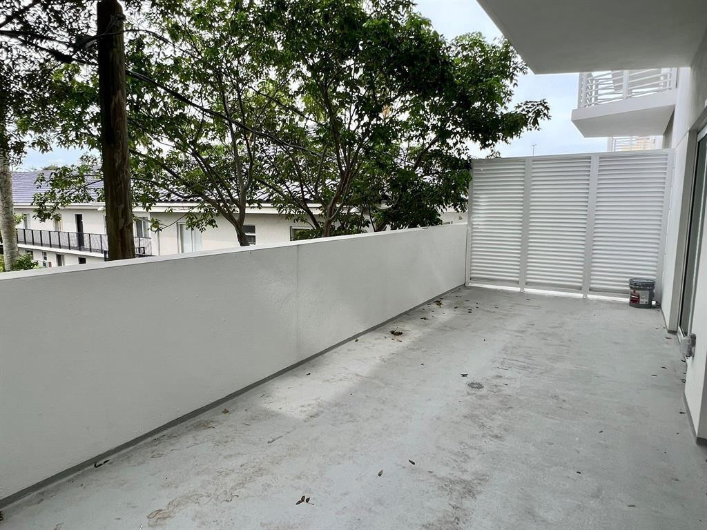 Aesthetic Apts Condo - Residential Lease