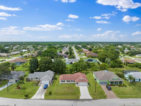 A home in Port St Lucie