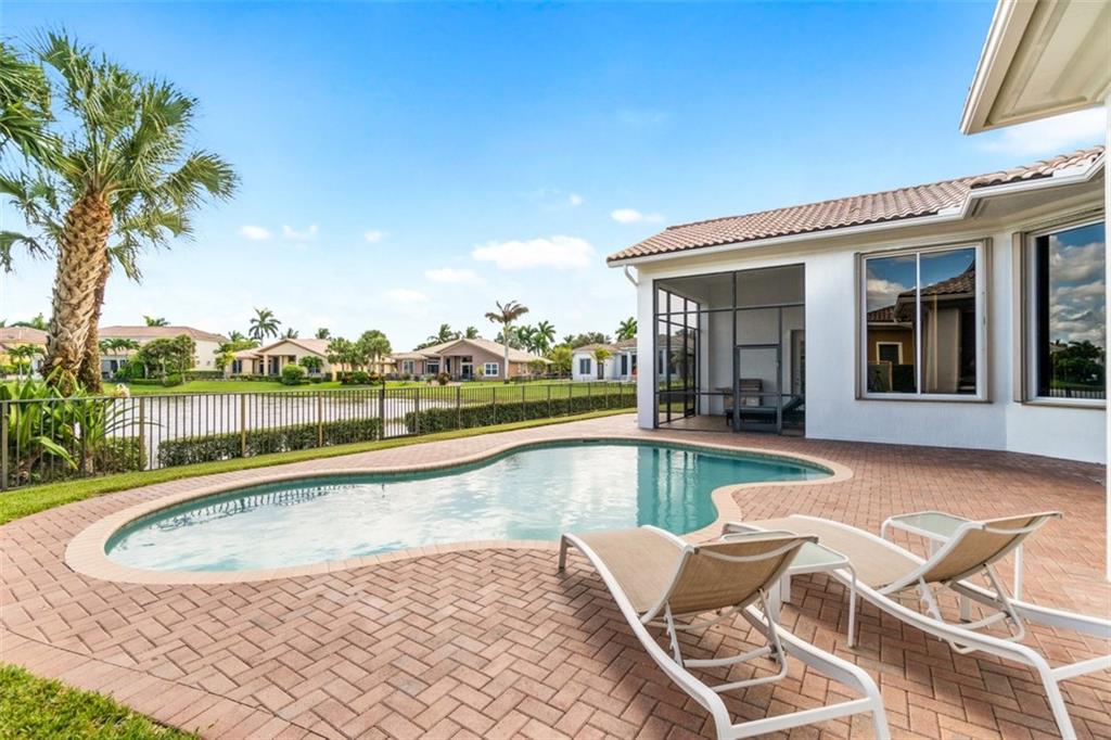 Heron Bay East 169-105 B - Residential