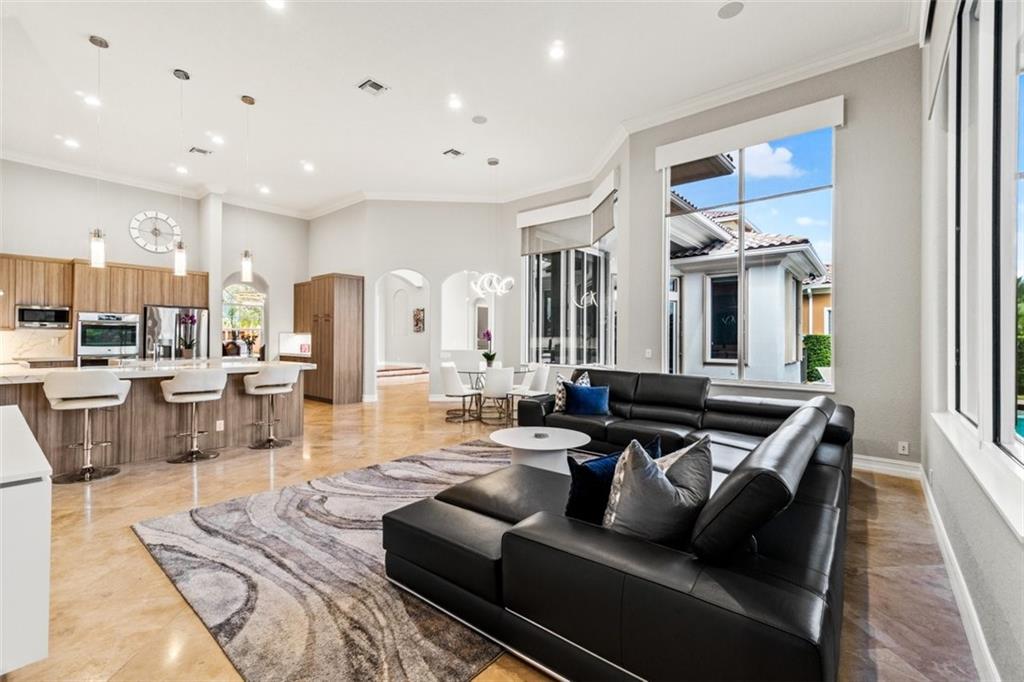 Heron Bay East 169-105 B - Residential