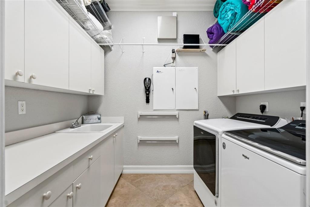 Heron Bay East 169-105 B - Residential