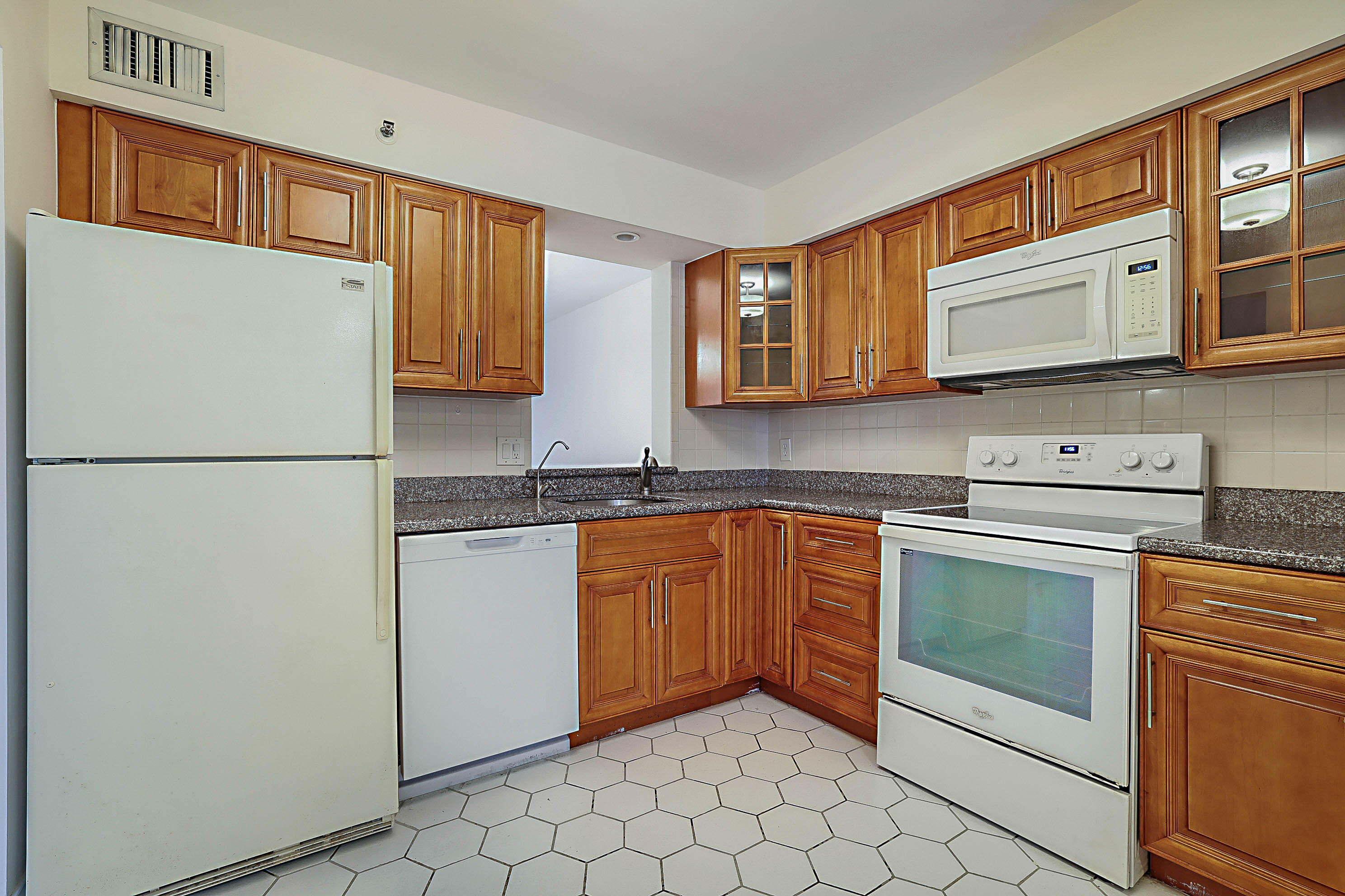 14527 Bonaire Boulevard 203