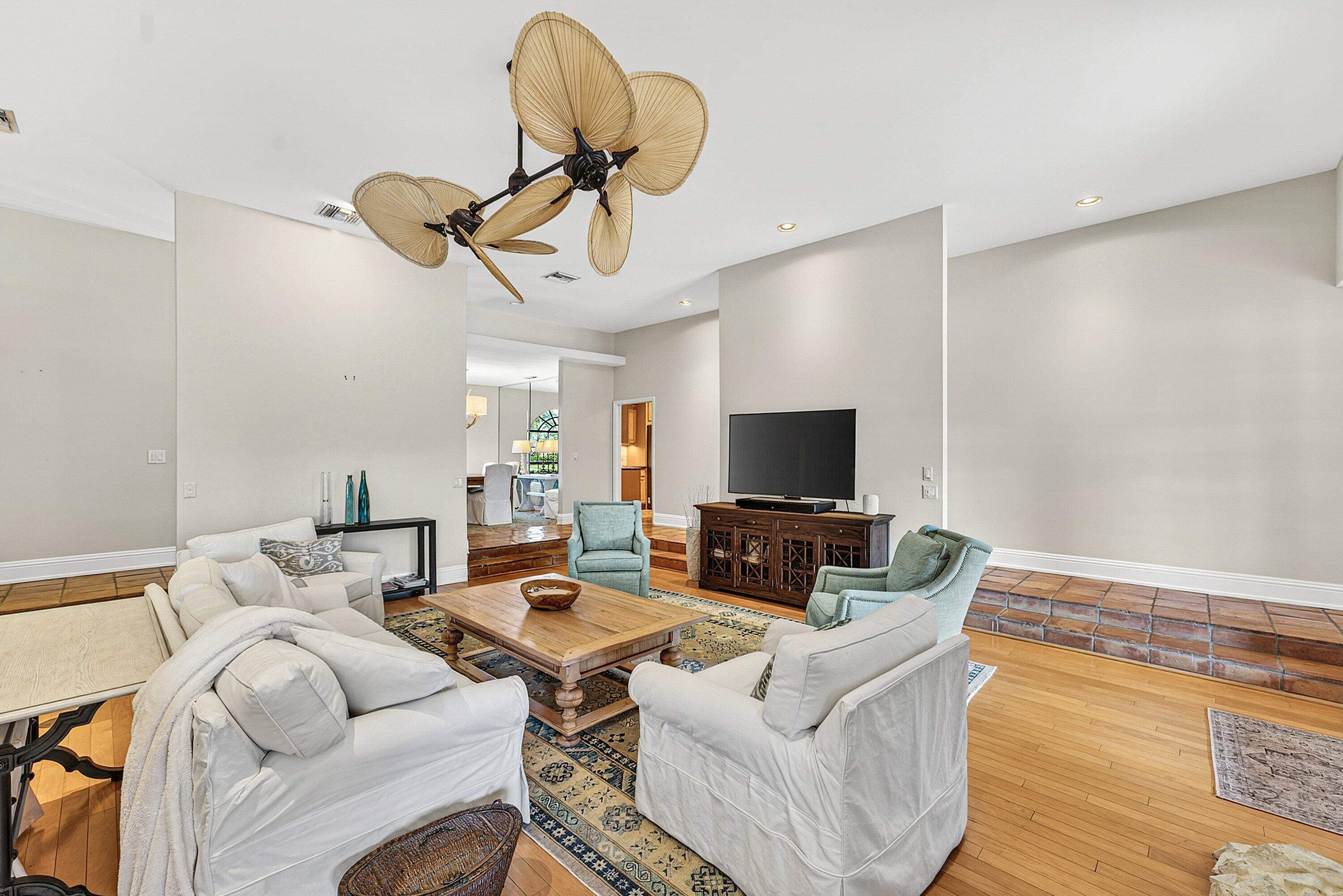 PGA RESORT COMMUNITY 4 - Residential