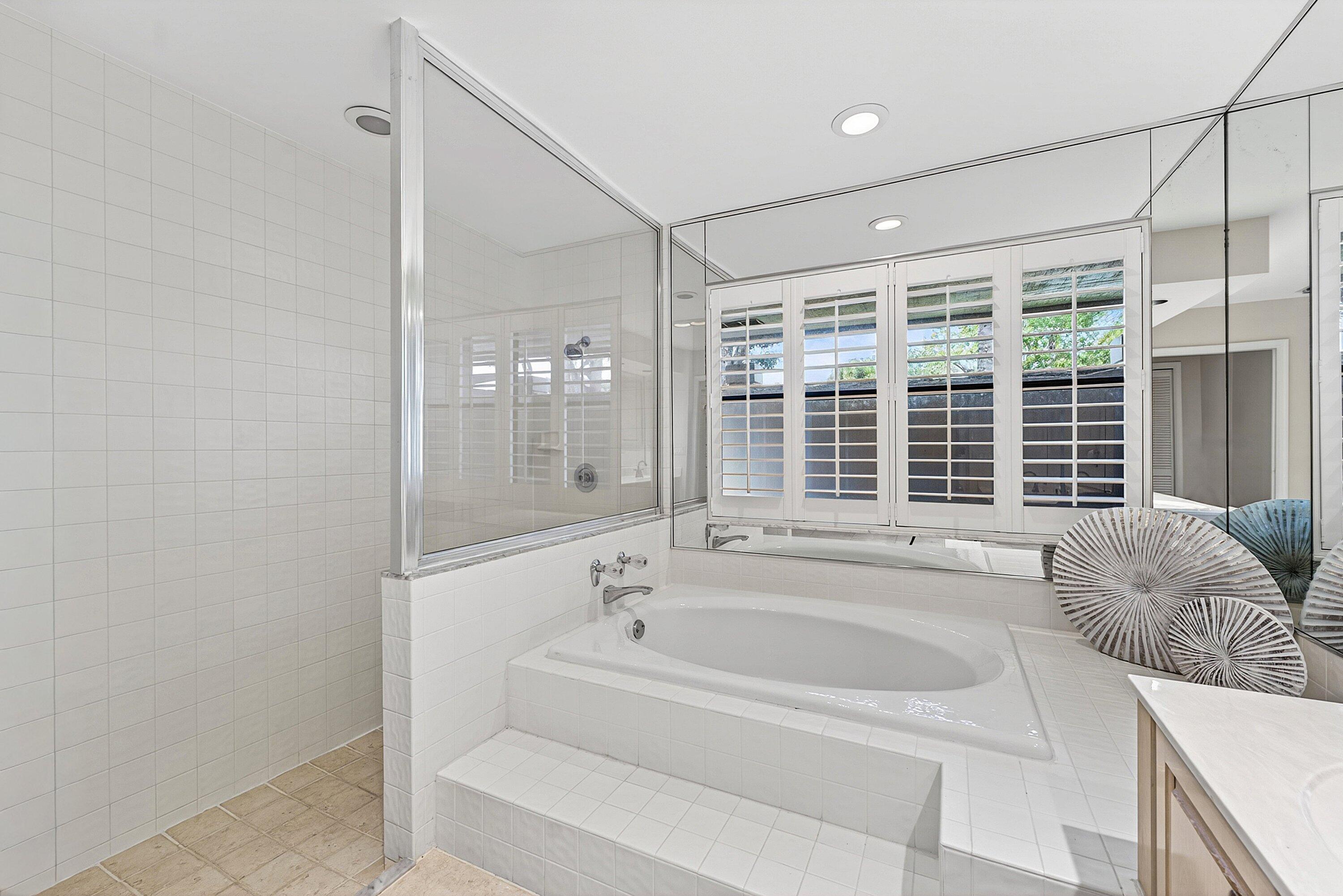 PGA RESORT COMMUNITY 4 - Residential