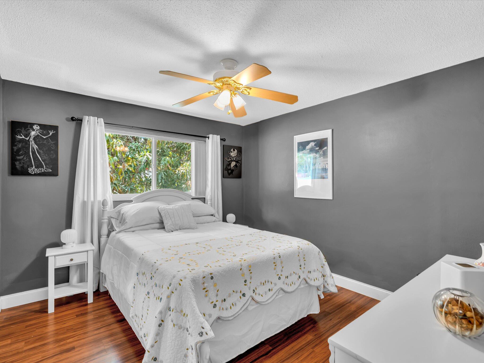 ROYAL PALM ESTATES SEC 4 - Residential