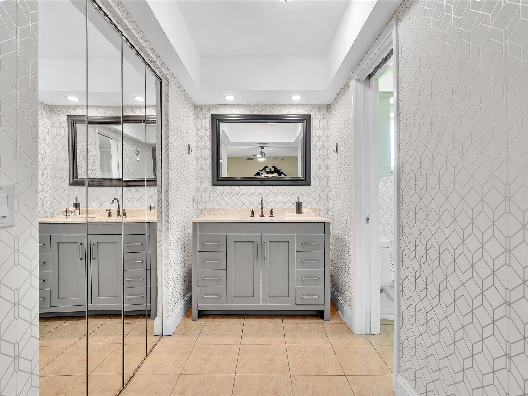 ROYAL PALM ESTATES SEC 4 - Residential