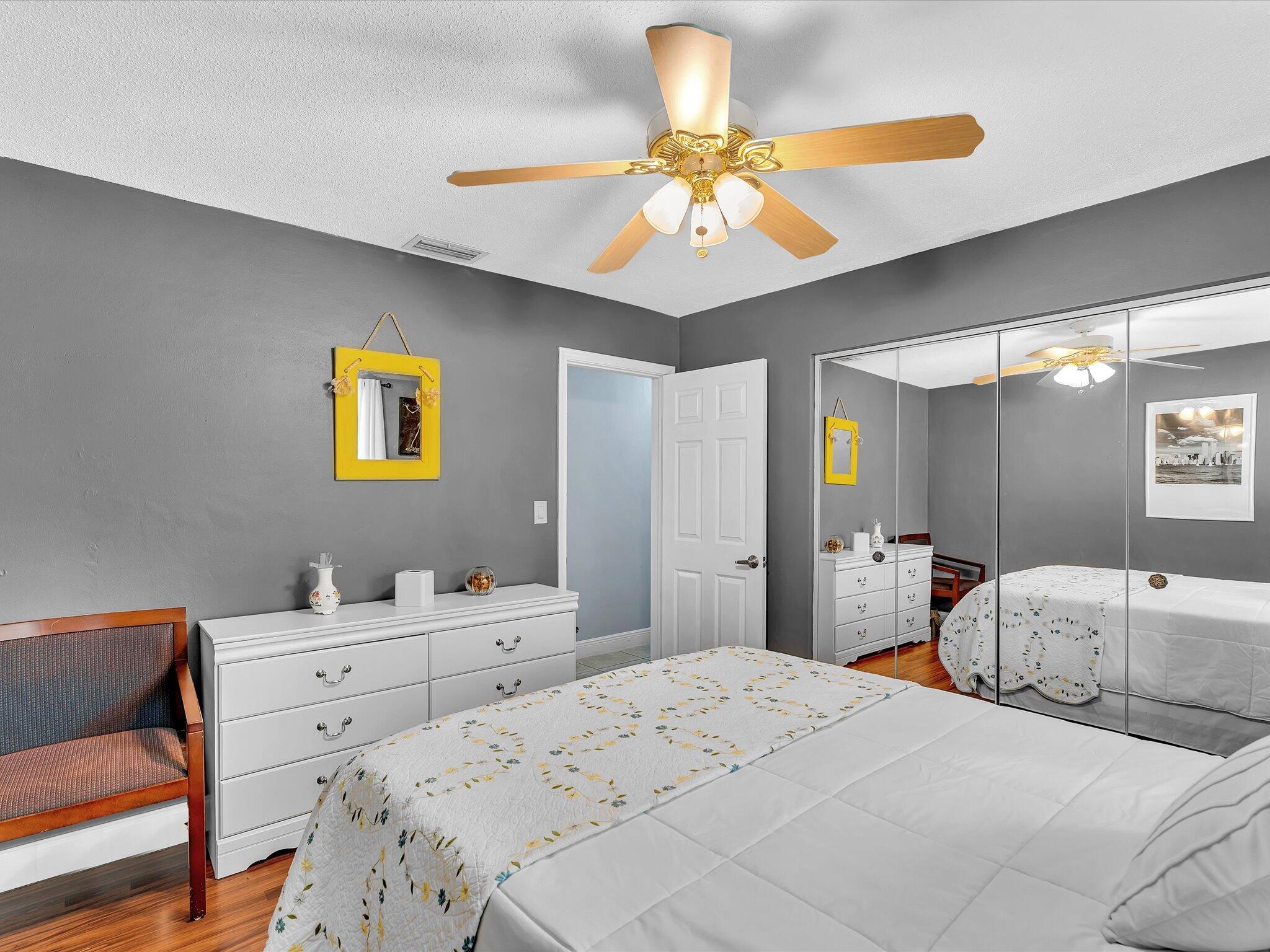 ROYAL PALM ESTATES SEC 4 - Residential