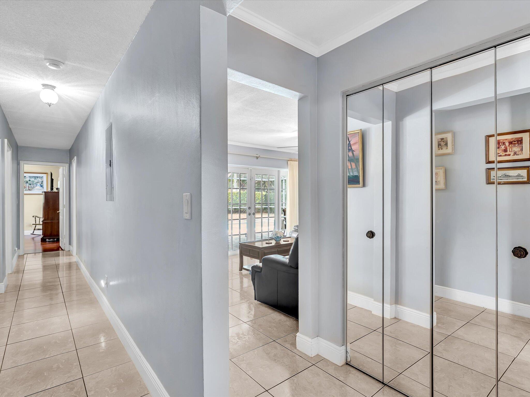 ROYAL PALM ESTATES SEC 4 - Residential