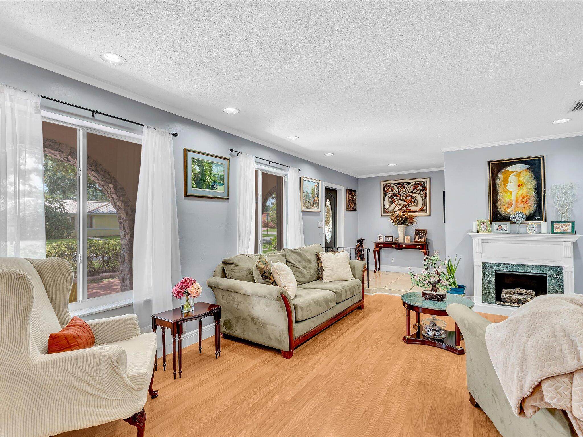 ROYAL PALM ESTATES SEC 4 - Residential