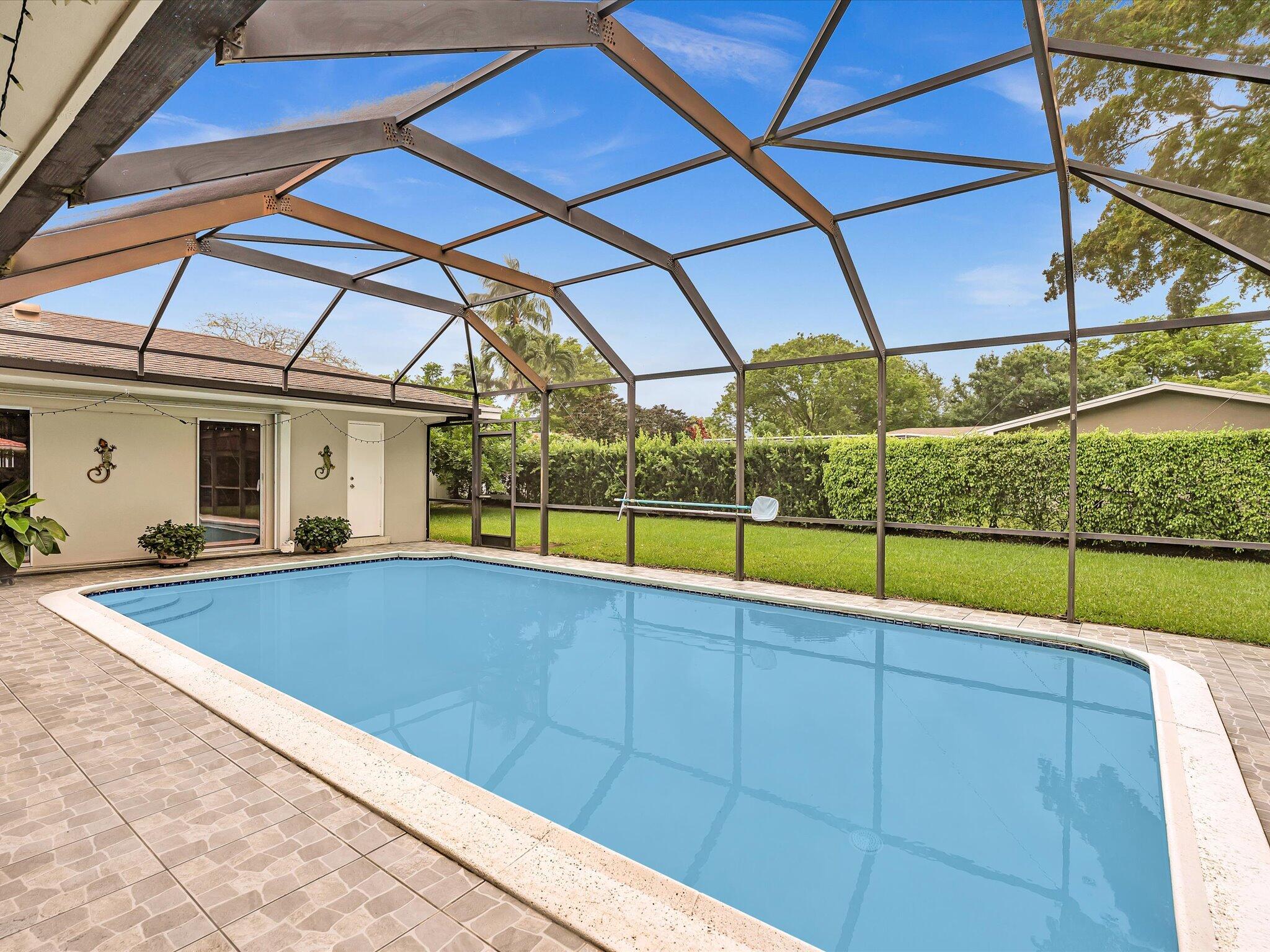 ROYAL PALM ESTATES SEC 4 - Residential