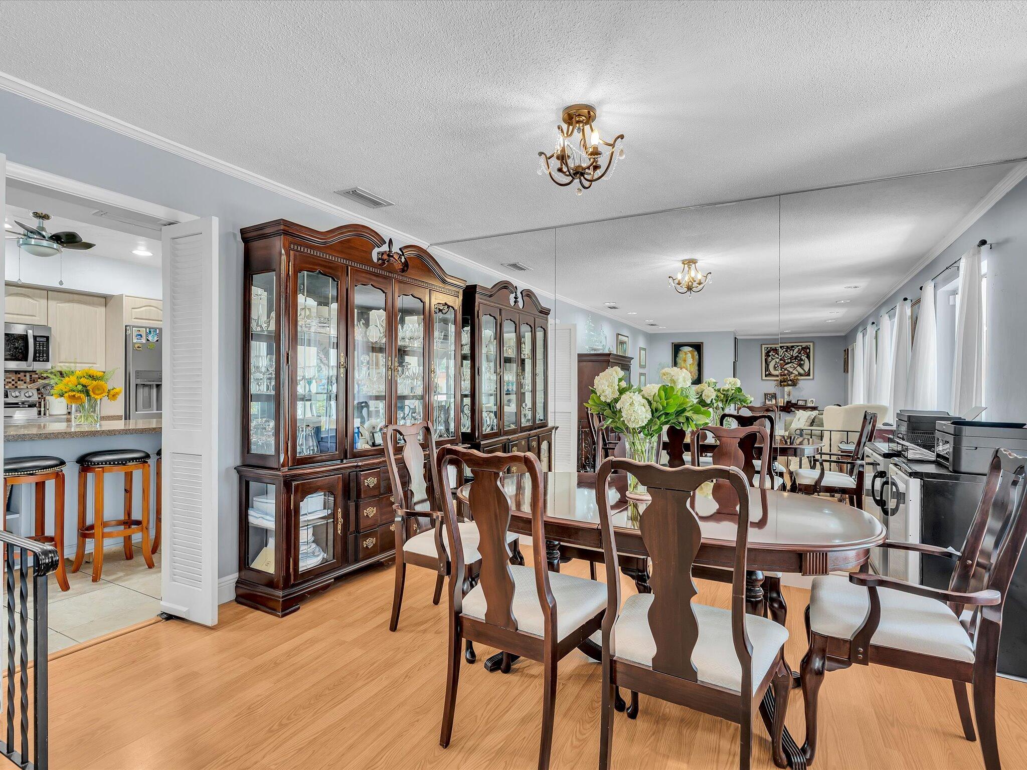 ROYAL PALM ESTATES SEC 4 - Residential