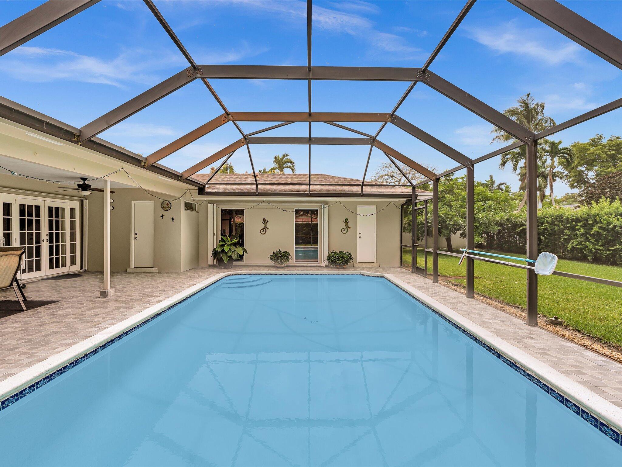 ROYAL PALM ESTATES SEC 4 - Residential
