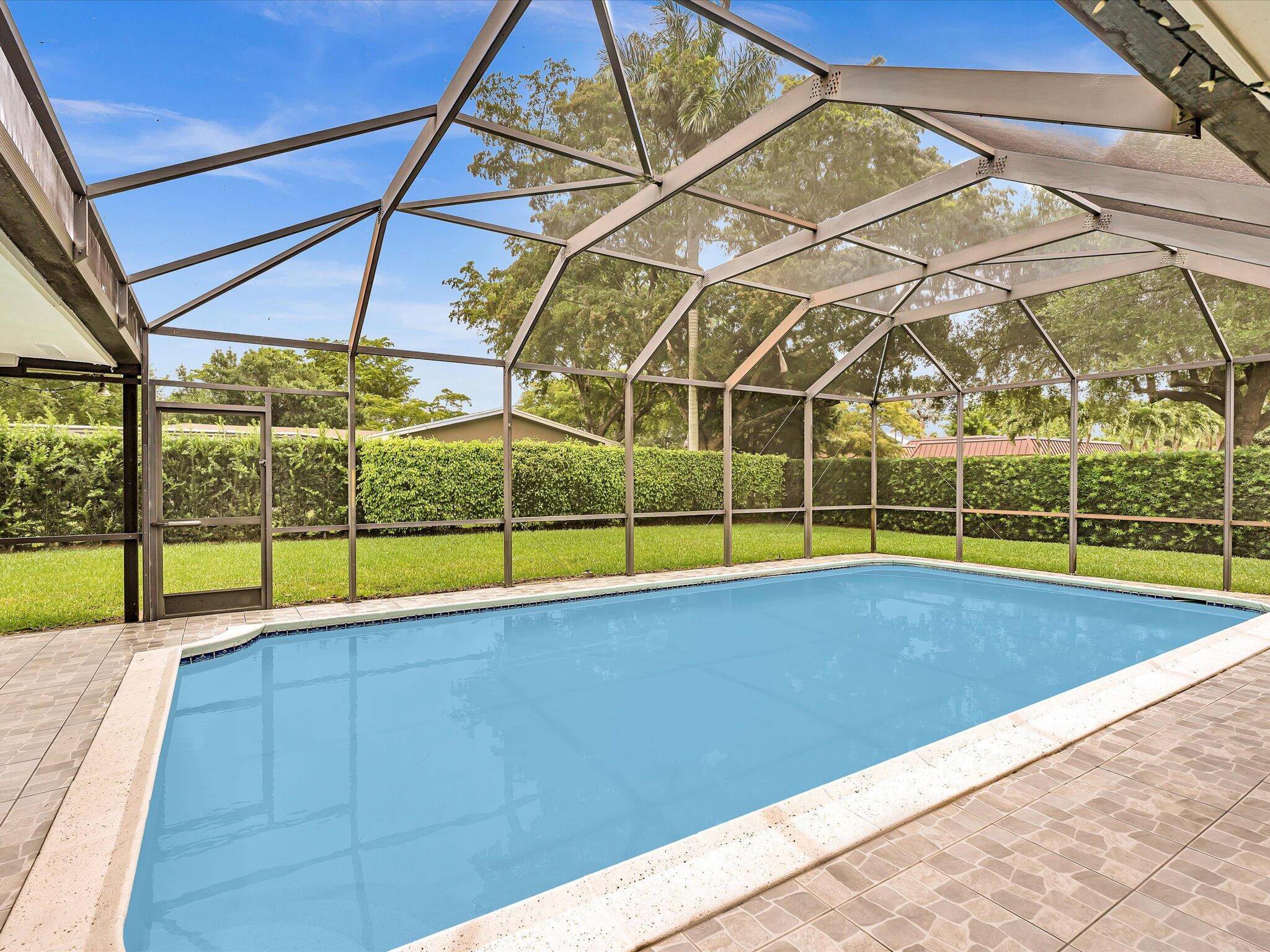 ROYAL PALM ESTATES SEC 4 - Residential